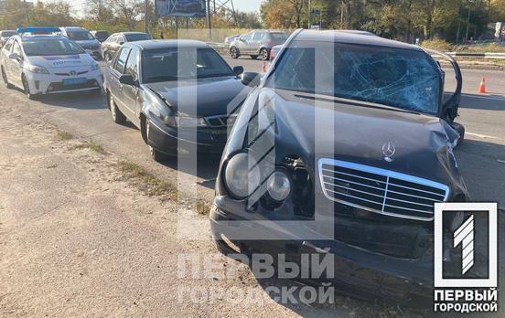 У Кривому Розі постраждали три людини під час зіткнення чотирьох автомобілів