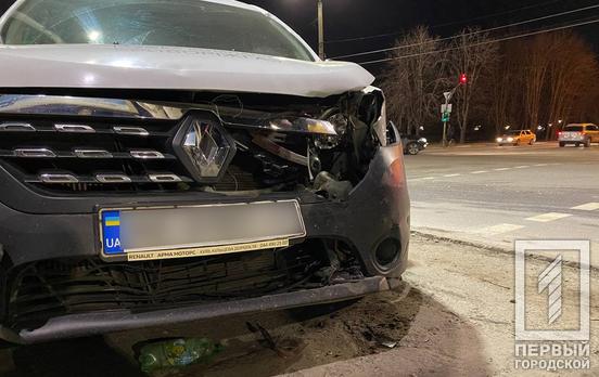 В центре Кривого Рога столкнулись две легковушки, обошлось без пострадавших