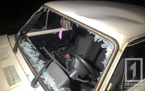 Пробил лобовое стекло и пролетел над крышей: в Кривом Роге легковушка сбила пешехода