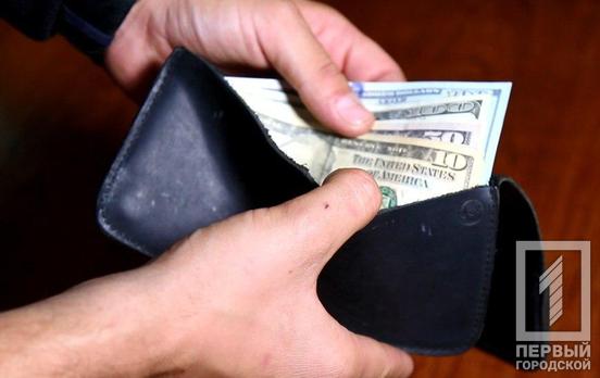 Курс резко биткоина снизился в два раза, скачек коснулся и криптовалют