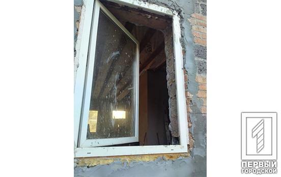 Поліція охорони Кривого Рогу затримала чоловіка, який вліз до будинку, щоб обікрасти його