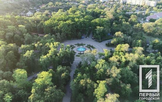 Для борьбы с жарой в одном из центральных парков Кривого Рога хотят установить охлаждающие рамки