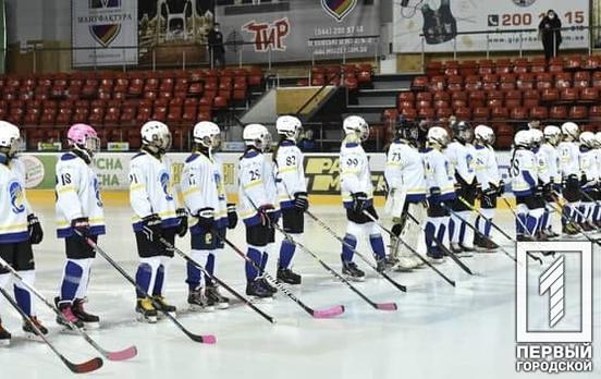 Хоккеистка из Кривого Рога в составе киевской «Украиночки» обыграла «Днепровских Белок» – 11:1