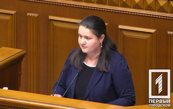 Министр финансов Оксана Маркарова объяснила, почему часть выплат из госбюджета пришлось «заморозить»