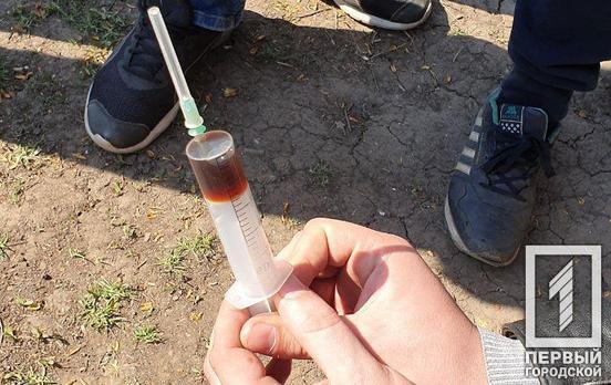 В Кривом Роге задержали мужчину, который распространял наркотики