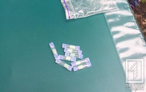 «Для себя»: в Кривом Роге патрульные нашли наркотики у горожанина