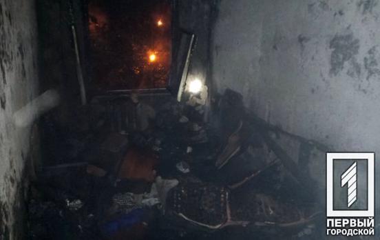 В Кривом Роге после тушения пожара спасатели нашли мертвой хозяйку квартиры