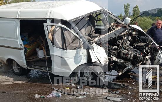 Зіткнення лоб у лоб: у Кривому Розі в аварії загинув чоловік