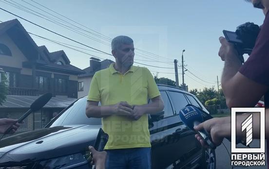 «Можливо, він йшов комусь відкривати двері, і коли відкрив – тоді пролунав постріл», – товариш померлого мера Кривого Рогу Андрій Гальченко