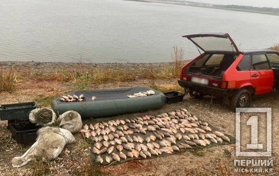 Рибалка-нелегал у Криворізькому районі попався з уловом на величезну суму