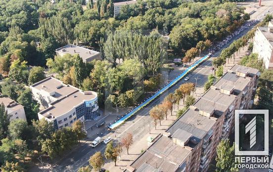 На «Парад вишиванок» від «Першого Міського» завітали 1500 жителів Кривого Рогу