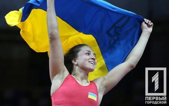 Спортсменка из Кривого Рога получила областную стипендию за достижения