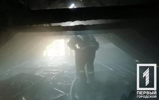 Во время пожара в частном доме в Кривом Роге погибла женщина