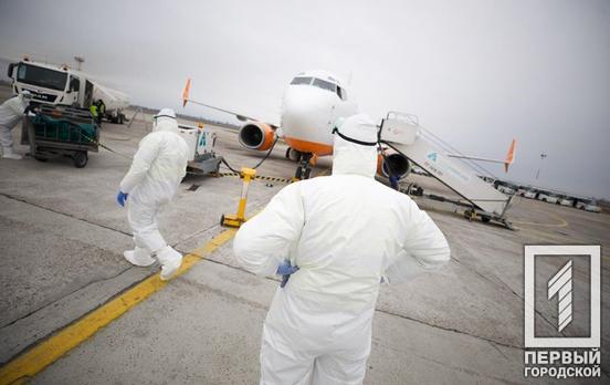 Лайнер с эвакуированными из Китая украинцами приземлился в Харькове