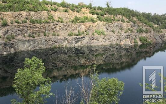 У затопленому гранітному кар’єрі на Карачунах загинув криворіжець
