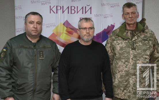 «Наразі місто укріпило територіальну оборону важкою технікою та має резерв медикаментів, харчування та крові», – О