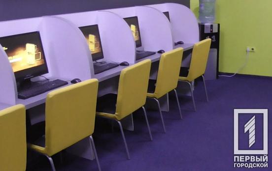 47 компьютеров и 170 тысяч гривен: в Кривом Роге будут судить женщину, которая организовала сеть «игорок»