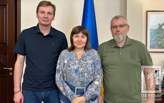 Спільна робота на результат - за підтримки Фонду MedWish International, благодійної організації Ukraine Aid, народних депутатів України та Ради оборони міста одна із лікарень Кривого Рогу отримала партію сучасного медичного обладнання