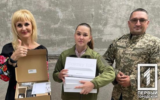 Разом до перемоги: Рада оборони Кривого Рогу відзвітувала про підсилення захисників квадрокоптерами, авто та прицілами
