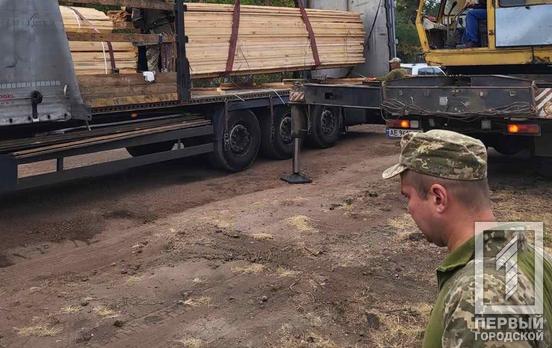 Ремонти автівок, передача реанімобіля та будівельних матеріалів: Рада оборони Кривого Рогу впродовж тижня закрила запити військових частин на 2 млн 130 тис грн