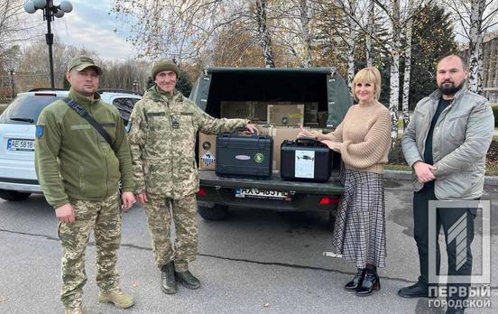Низка квадрокоптерів та будівельне устаткування: Рада оборони Кривого Рогу розповіла про потужну допомогу для українських воїнів на цьому тижні
