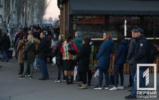 Большинство украинцев переживают, что в стране наступит затяжной кризис, – соцопрос