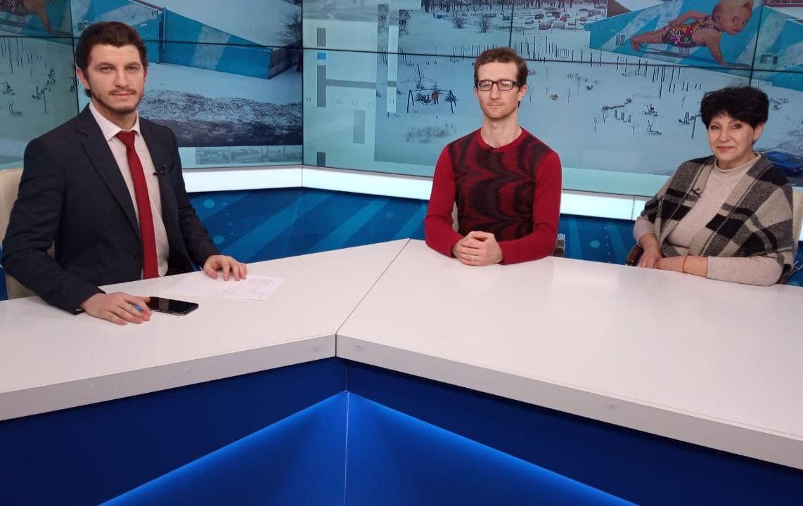 Вечір п'ятниці: театр ШУМ