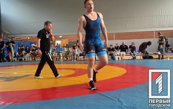 Юнак з Кривого Рогу став кращим на чемпіонаті з вільної боротьби у Німеччині