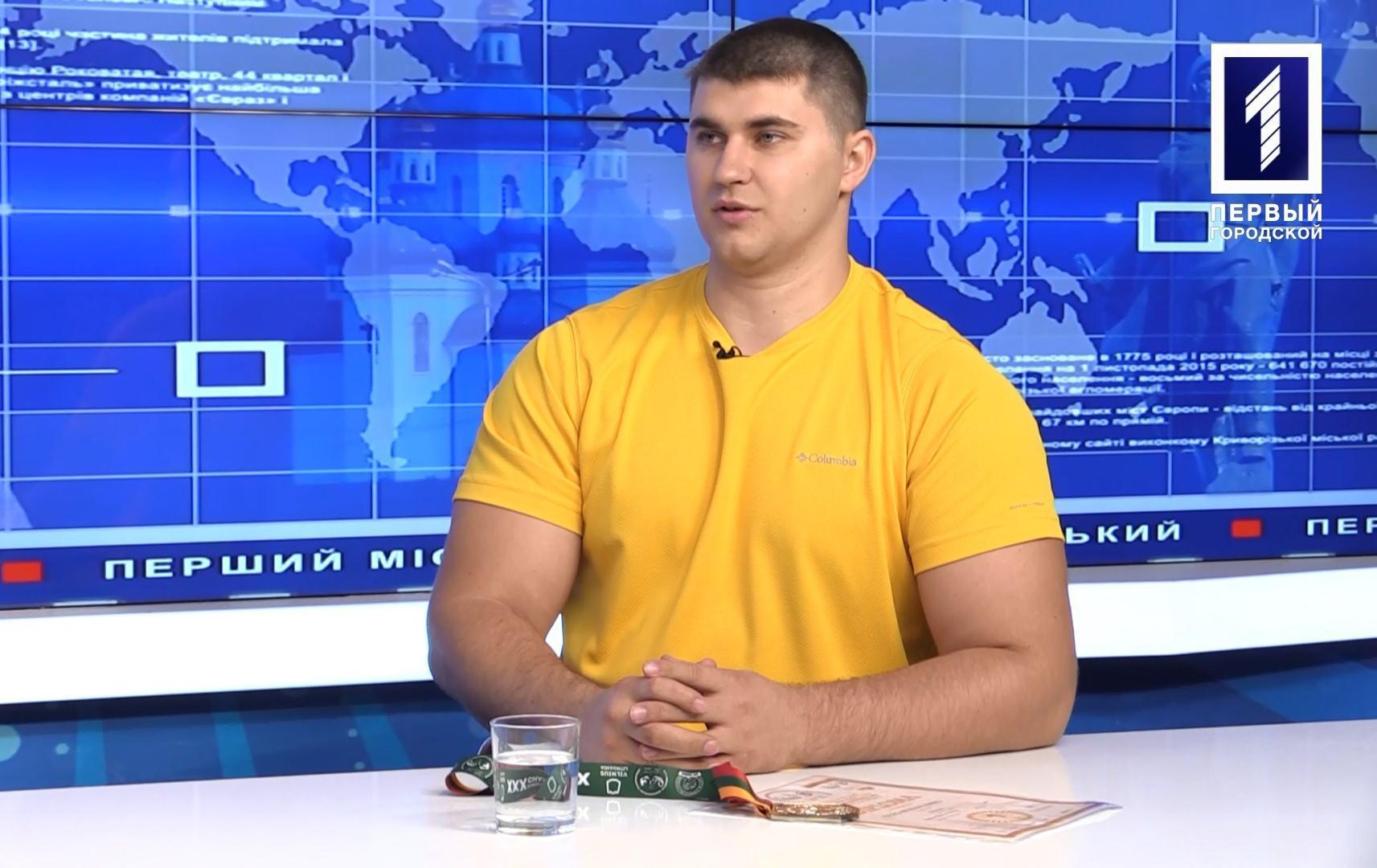 Інтерв’ю дня: Олег Михайленко – чемпіон Європи 2021 з армрестлінгу у надважкій вазі