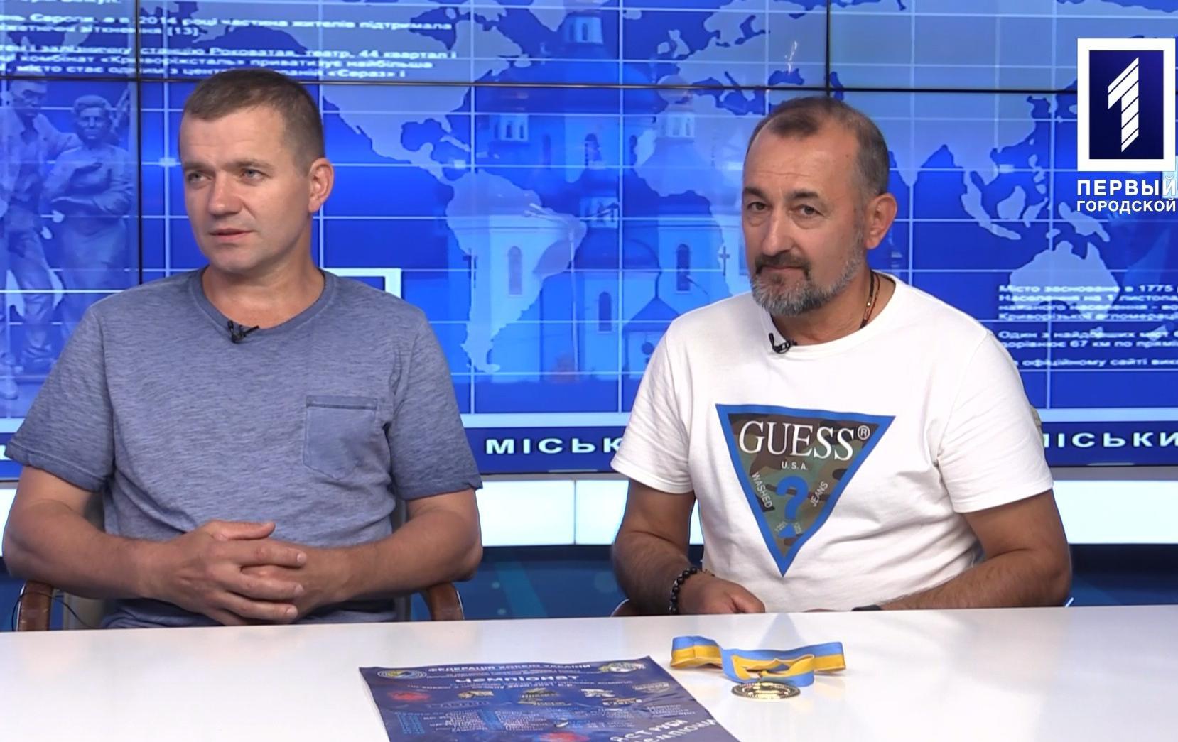 Інтерв’ю дня: Юрій Карпенко та Микола Христюк – капітан та захисник хокейної команди «Криворізькі Яструби»