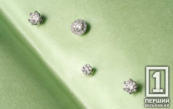 Ідеальний безпрограшний подарунок: чому сережки-цвяшки – це завжди влучання в десятку