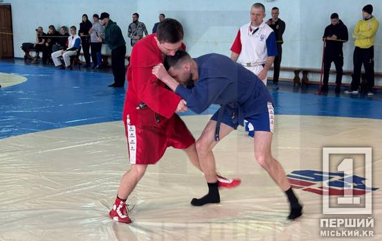 Загартовані боротьбою: у Кривому Розі понад 50 нацгвардійців мірялися силою на чемпіонаті з самбо