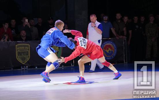 У Кривому Розі вперше пройшов чемпіонат України з боротьби самбо серед чоловіків та жінок