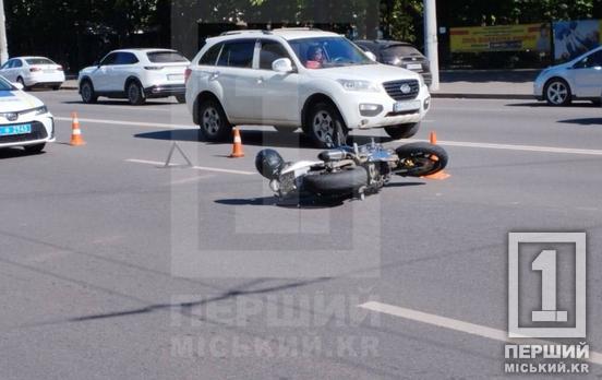Авария на проспекте Мира: мотоциклиста увезла «скорая»
