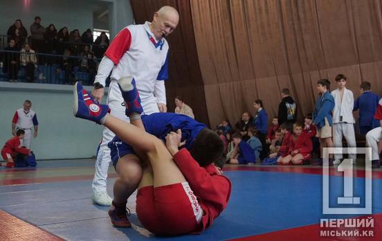 Кривой Рог - город сильных: Лучшие мастера самбо и греко-римской борьбы встретились на городских чемпионатах