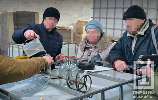 Повернулися на слизьке попри кримінальне розслідування: на Дніпропетровщині накрили цех з виробництва безакцизного алкоголю