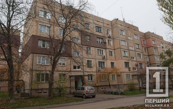 У Кривому Розі триває реалізація програми «Теплий під’їзд»: встановлено 2 884 вікна, а до кінця року буде встановлено ще 716 енергозберігаючих вікон