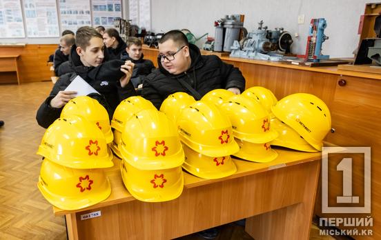 Діалог із молоддю про професії, що формують майбутнє України: Метінвест Політехніка провела ROAD SHOW у Кривому Розі та Запоріжжі