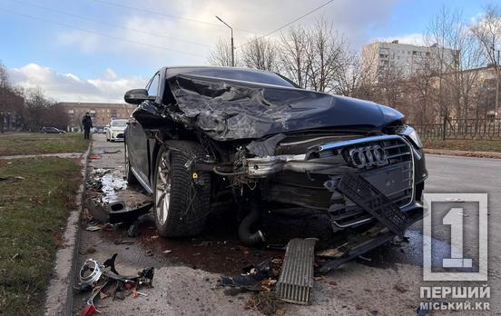 Водій та пасажирка запаркувалися і пішли: на Спаській Audi сильно вдарила JAC