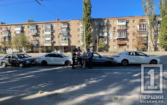 «Забастовка» на Университетском проспекте: ударились Geely, Volkswagen, Daewoo и Toyota