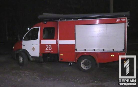 Сгорели летняя кухня и дачный дом: в Кривом Роге за ночь произошло два пожара