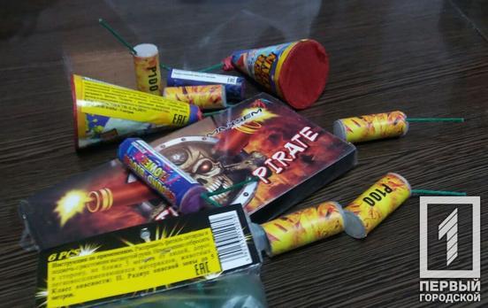 В новогоднюю ночь в Кривом Роге из-за фейерверка загорелось дерево