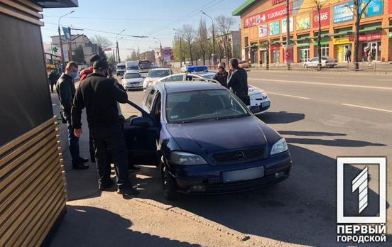 Патрульные Кривого Рога задержали мошенников из соседней области, которые выманили у пары пенсионеров крупную сумму
