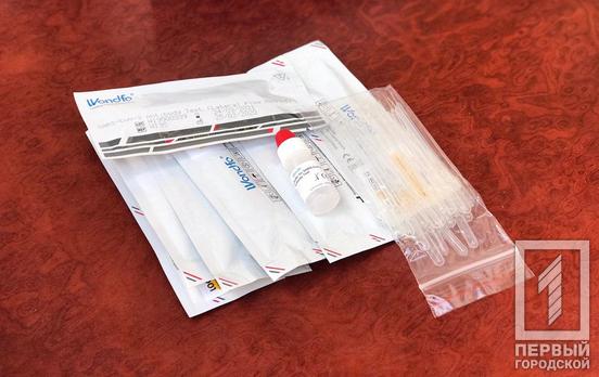 В Украине количество заболевших COVID-19 возросло до 32 476 случаев