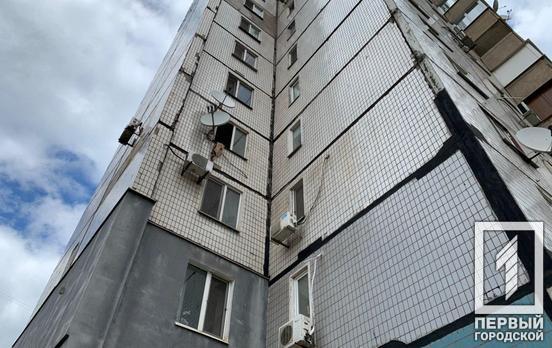 В Кривом Роге мужчина сорвался с четвёртого этажа, спускаясь по простыням