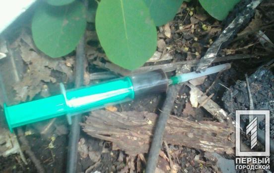 В Кривом Роге патрульные задержали двух мужчин, которые вероятно распространяли наркотики