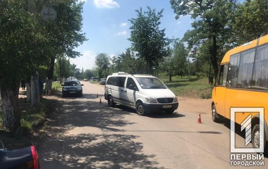 В Кривом Роге водитель на Mercedes наехал на школьника