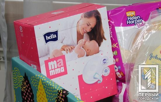 Підгузки, харчування та засоби гігієни: переселенці з дітьми до трьох років можуть отримати гуманітарну допомогу у Кривому Розі, – де саме