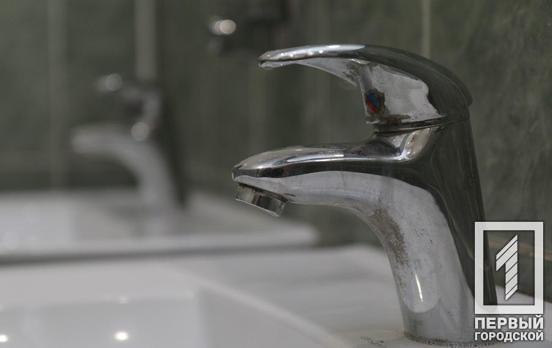 В связи с ремонтом оборудования в Кривом Роге в десятках домов снизят напор воды, - адреса