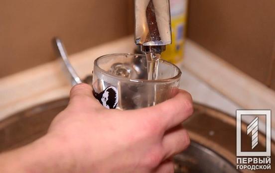 На время ремонта в Кривом Роге отключили воду в нескольких домах, – адреса